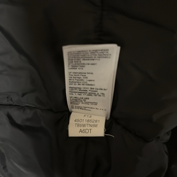 The North Face Hyvent Winter Jacket - Picture 5 of 5